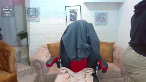  Catta  online show from 10.13.25