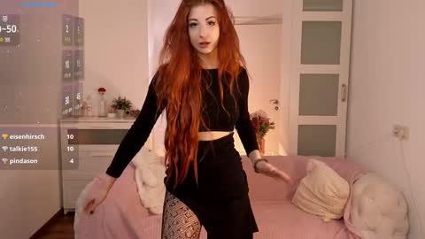 caty_cuddly online show from 12.10.24