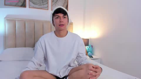 Snapshot of caydensmit chatting on 11.03.25 Cayden online show from 11.03.25