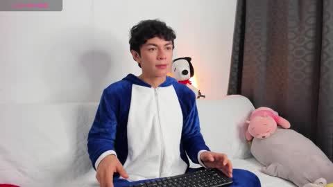 Snapshot of caydensmit chatting on 11.17.25 Cayden online show from 11.17.25