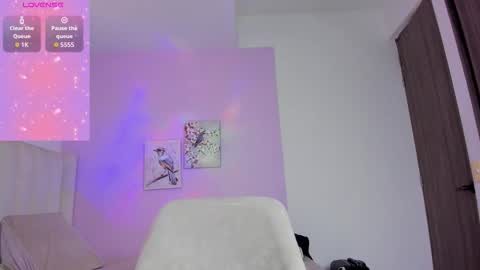 Cay online show from 11.18.25