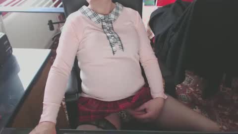 Snapshot of cdheels62 chatting on 10.22.25 jessica online show from 10.22.25