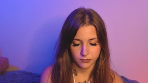 Lina  online show from 10.18.25