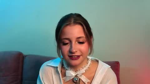 Lina  online show from 10.23.25