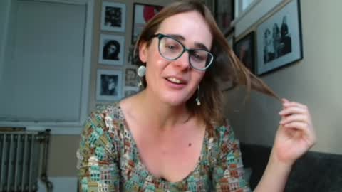 Cecily Saint Claire online show from 12.13.24