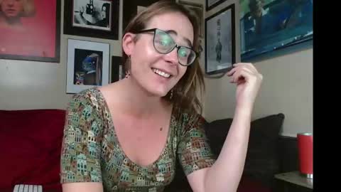 Cecily Saint Claire online show from 11.07.25