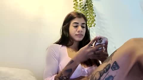 CEDRELARYAN online show from 12.22.25