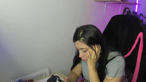 Snapshot of celeste_bonnet1 chatting on 09.26.25 celeste_bonnet1 online show from 09.26.25
