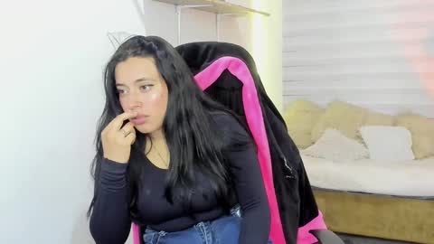 Snapshot of celeste_bonnet1 chatting on 10.24.25 celeste_bonnet1 online show from 10.24.25