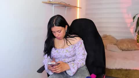 Snapshot of celeste_bonnet1 chatting on 11.14.25 celeste_bonnet1 online show from 11.14.25