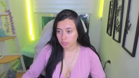 Snapshot of celeste_bonnet1 chatting on 12.15.25 celeste_bonnet1 online show from 12.15.25