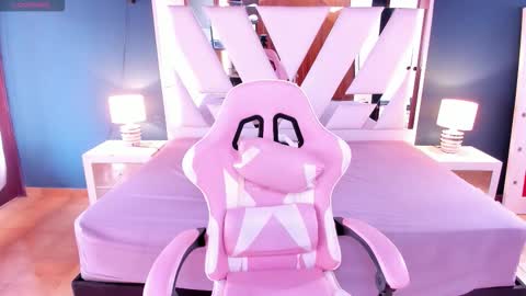 SARA  online show from 12.20.25