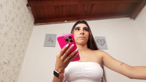 Snapshot of celeste_moonx chatting on 09.09.25 Celeste online show from 09.09.25