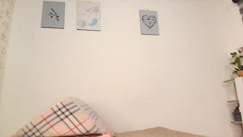 Snapshot of celeste_moonx chatting on 09.17.25 Celeste online show from 09.17.25