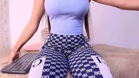 Snapshot of celeste_moonx chatting on 10.16.25 Celeste online show from 10.16.25