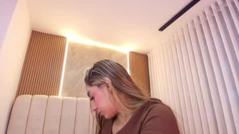 Snapshot of celeste_moonx chatting on 12.18.25 Celeste online show from 12.18.25