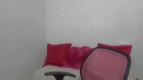 Snapshot of celeste_shinny chatting on 03.08.26 celeste_shinny online show from 03.08.26