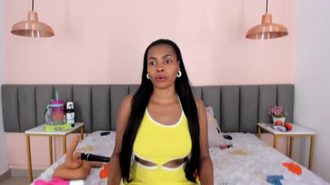 Snapshot of celeste_smmith_ chatting on 02.07.25 celeste_smmith_ online show from 02.07.25