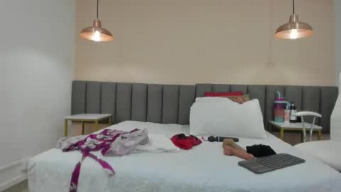 Snapshot of celeste_smmith_ chatting on 02.25.25 celeste_smmith_ online show from 02.25.25