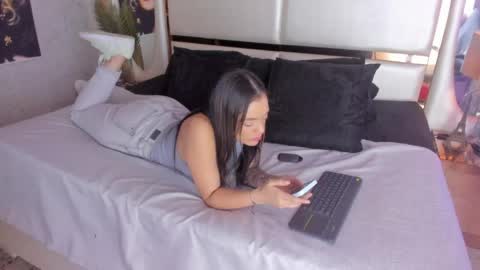 celeste_starsss online show from 04.11.26