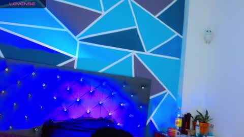 I am Valentinn online show from 10.03.25