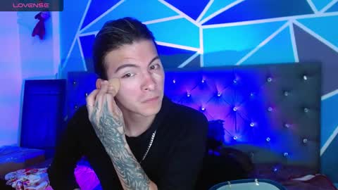 I am Valentinn online show from 10.22.25