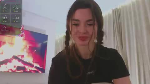 Snapshot of celinassa chatting on 02.16.25 Aneli online show from 02.16.25