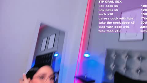 Snapshot of celinayhanck chatting on 01.19.25 CelinaYHanck online show from 01.19.25