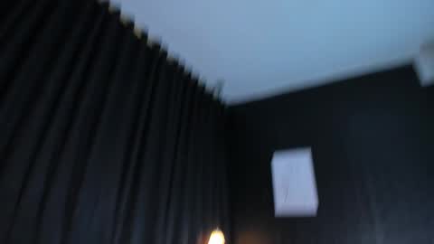 Snapshot of celinayhanck chatting on 11.07.25 CelinaYHanck online show from 11.07.25