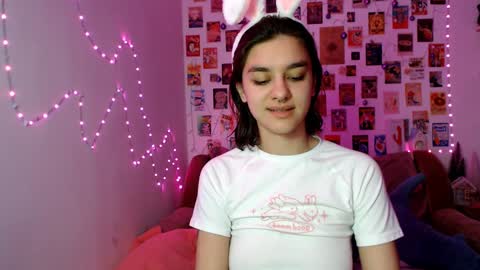 Snapshot of celine_dionn chatting on 12.14.24 Celine online show from 12.14.24