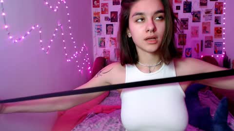 Snapshot of celine_dionn chatting on 12.20.24 Celine online show from 12.20.24