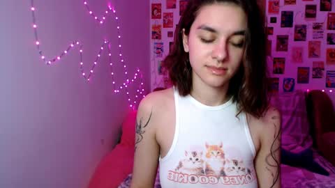 Snapshot of celine_dionn chatting on 02.02.25 Celine online show from 02.02.25