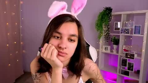 Snapshot of celine_dionn chatting on 10.26.25 Celine online show from 10.26.25