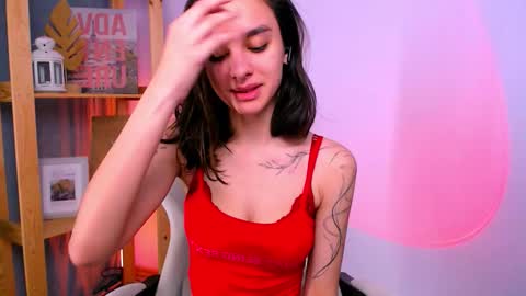 Snapshot of celine_dionn chatting on 11.22.25 Celine online show from 11.22.25