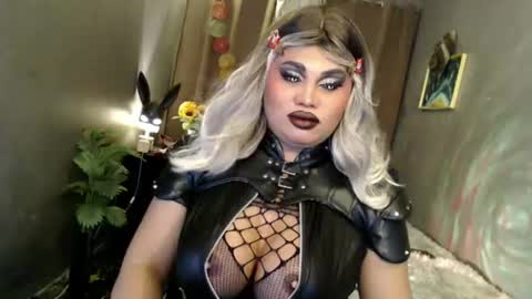 Snapshot of cellinekittcumerr chatting on 06.14.26 cellinekittcumerr online show from 06.14.26