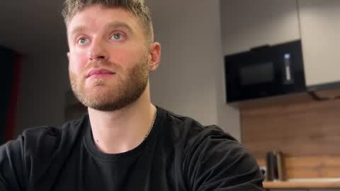 Snapshot of centurion_1 chatting on 03.06.25 Bruce online show from 03.06.25