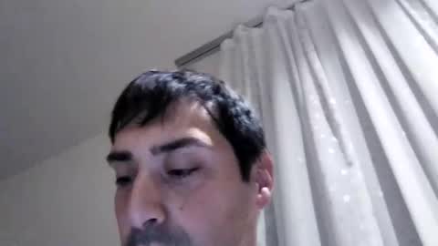 Snapshot of cercoavenezia chatting on 10.26.25 Enrico online show from 10.26.25