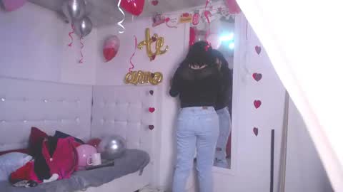 Cerecita  online show from 02.14.25