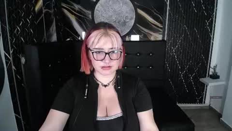 Snapshot of cerecita_02 chatting on 08.05.26 Cerecita online show from 08.05.26