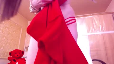 Cerise online show from 05.03.26