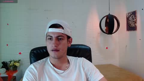 Snapshot of cerokershelby chatting on 12.18.24 Ceroke online show from 12.18.24