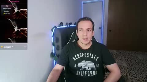 Snapshot of cerso1 chatting on 01.12.26 Cerso online show from 01.12.26