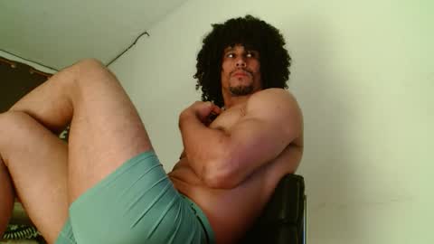 Snapshot of cesar_master_ chatting on 11.08.25 cesar_master_ online show from 11.08.25