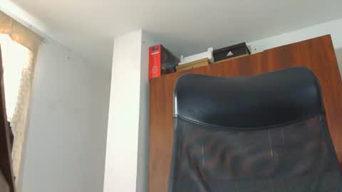 Snapshot of cesarex148 chatting on 02.26.25 Cesar online show from 02.26.25