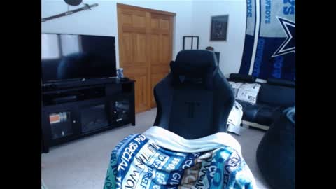 Snapshot of cessprinn chatting on 01.06.25 Marie online show from 01.06.25