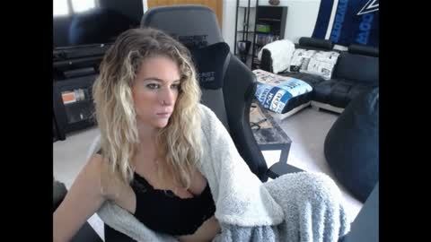 Snapshot of cessprinn chatting on 01.23.25 Marie online show from 01.23.25