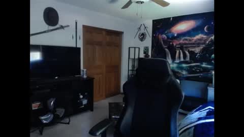 Snapshot of cessprinn chatting on 10.01.25 Marie online show from 10.01.25