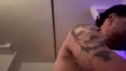 Snapshot of cezarthebreeder chatting on 02.28.26 cezarthebreeder online show from 02.28.26