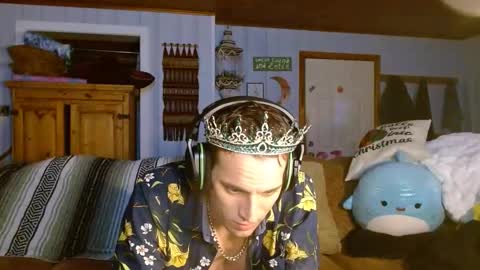 Snapshot of cguffey2284 chatting on 12.30.24 cguffey2284 online show from 12.30.24