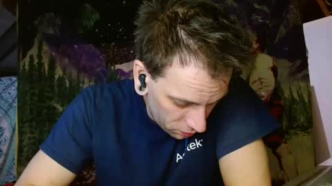 Snapshot of cguffey2284 chatting on 01.21.25 cguffey2284 online show from 01.21.25